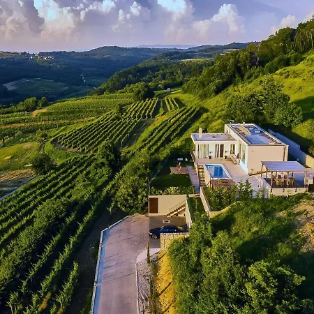 Villa Villa San Mauro *